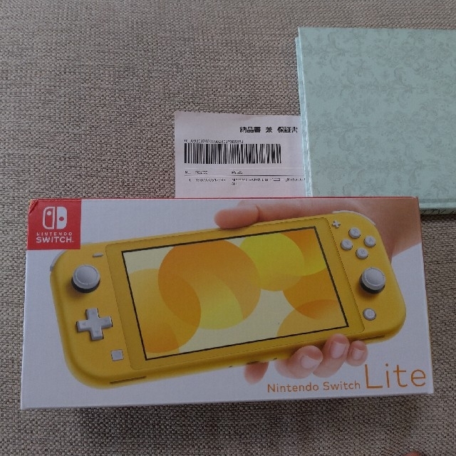 Nintendo Switch Lite イエロー