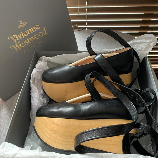 Vivienne Westwood(ヴィヴィアンウエストウッド)のVivienne Westwood  ロッキンホースバレリーナ レディースの靴/シューズ(ハイヒール/パンプス)の商品写真