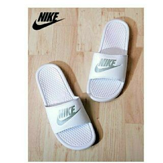 NIKE(サンダル)のフリマアイテム一覧 NIKE(サンダル)のフリマアイテム一覧
