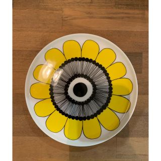 マリメッコ(marimekko)のmarimekko kestit 20cmプレート　イエロー(食器)