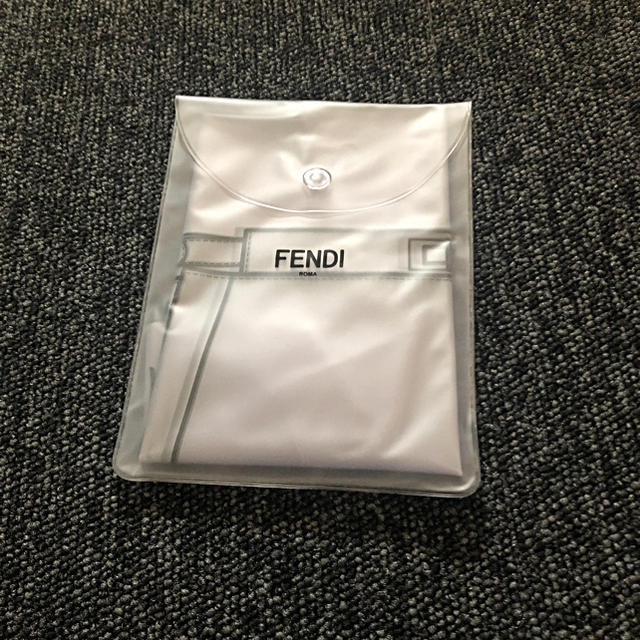 FENDI(フェンディ)の♥FENDI レディースのバッグ(その他)の商品写真