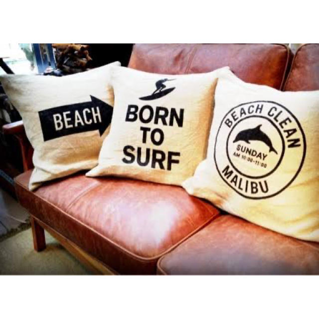 Ron Herman(ロンハーマン)のBORN TO SURF クッションカバー　サーフィン インテリア/住まい/日用品のインテリア小物(クッションカバー)の商品写真