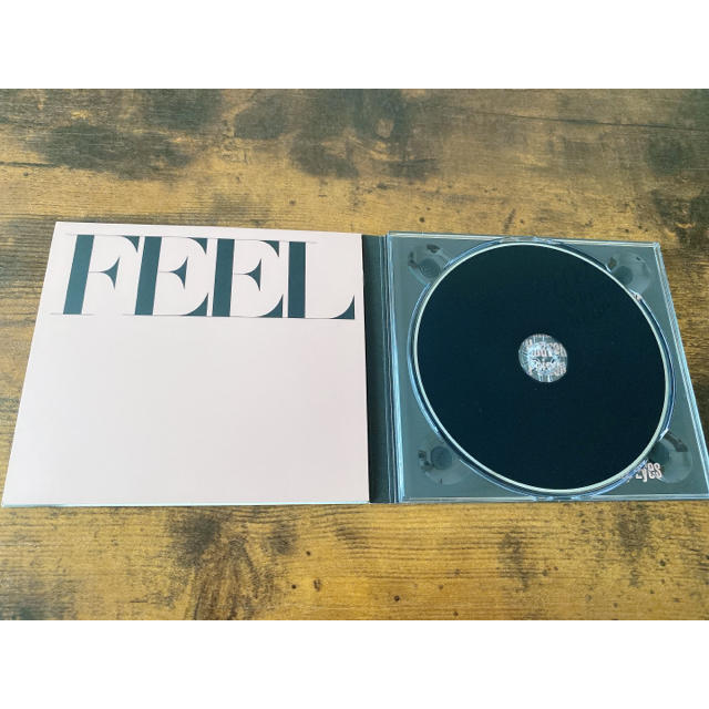 安室奈美恵　FEEL  初回限定特殊パッケージ仕様 エンタメ/ホビーのCD(ポップス/ロック(邦楽))の商品写真