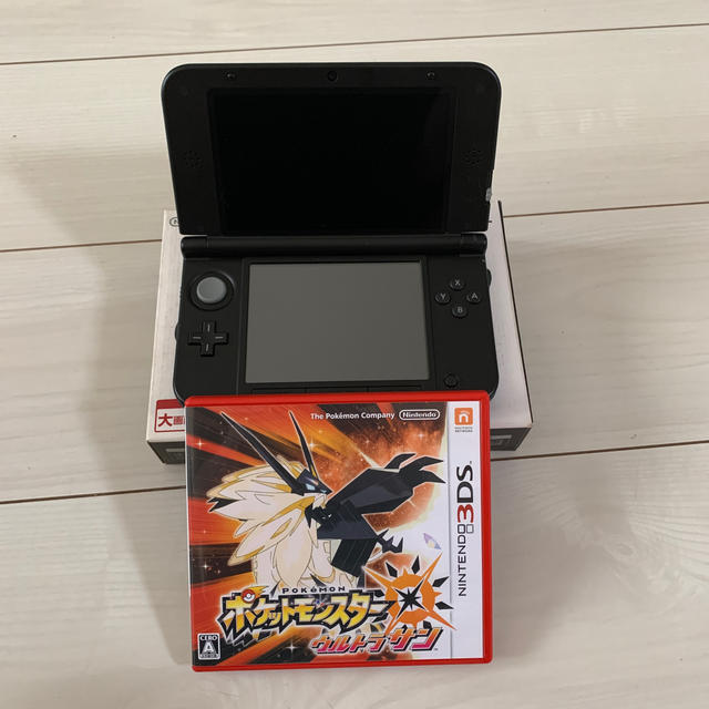 任天堂 - Nintendo 3DS  LL 本体＋ソフト