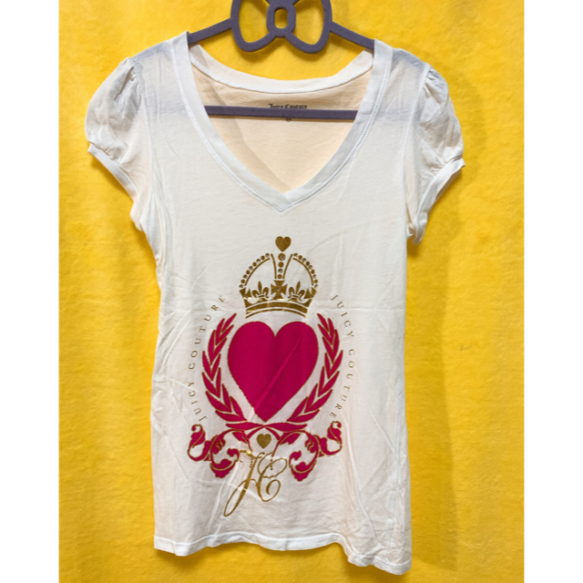 Juicy Couture(ジューシークチュール)のジューシークチュール❤︎ラインストーン付きTシャツ❤︎ レディースのトップス(Tシャツ(半袖/袖なし))の商品写真