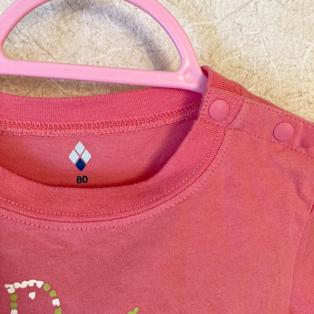 mont bell(モンベル)のTシャツ　モンベル  80 mont-bell ピンク　半袖　ロゴ　アウトドア キッズ/ベビー/マタニティのベビー服(~85cm)(Ｔシャツ)の商品写真