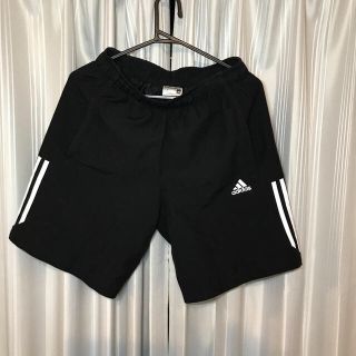 アディダス(adidas)のadidas アディダス ショートパンツ Mサイズ(ショートパンツ)