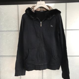 バーバリーブラックレーベル(BURBERRY BLACK LABEL)のバーバリーパーカー　Mサイズ　ブラック(パーカー)