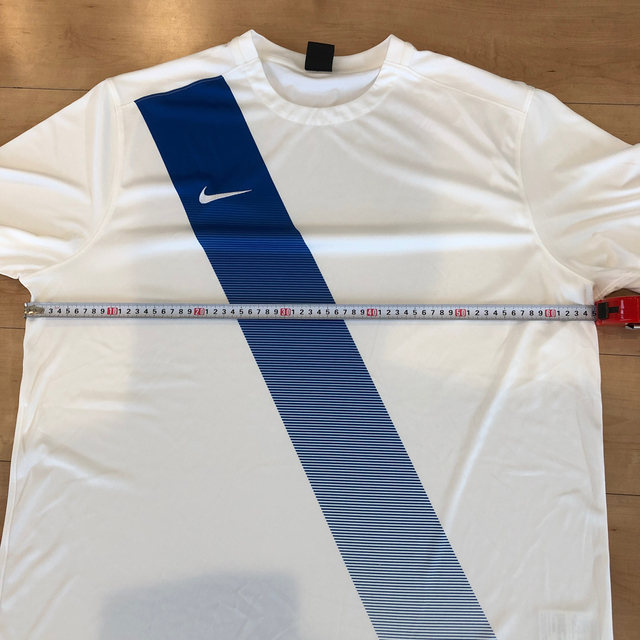 NIKE(ナイキ)のNIKE Tシャツ　XXL メンズのトップス(Tシャツ/カットソー(半袖/袖なし))の商品写真