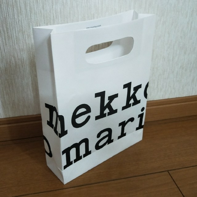 marimekko(マリメッコ)の【新品】ショップ袋 レディースのバッグ(ショップ袋)の商品写真