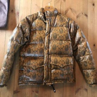 アベイシングエイプ(A BATHING APE)のBAPE X COACH シープスキンレザークラシックダウンジャケットM ape(ダウンジャケット)