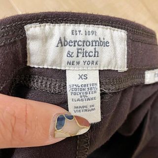 アバクロンビーアンドフィッチ(Abercrombie&Fitch)のAbercrombie&Fitch アバクロ　ダメージ加工　レギンス(レギンス/スパッツ)