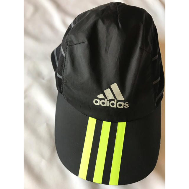 adidas(アディダス)の☆adidas☆ サイズ54〜57㎝ スポーツ/アウトドアのランニング(その他)の商品写真