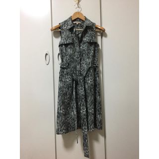 バナナリパブリック(Banana Republic)の【美品】バナナリパブリック ヘリテージコレクション サイズ2(ひざ丈ワンピース)