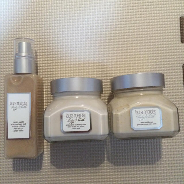 laura mercier(ローラメルシエ)の人気ローラメルシェのボディケア用品 コスメ/美容のボディケア(ボディクリーム)の商品写真