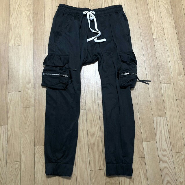 FEAR OF GOD(フィアオブゴッド)の送料込み mnml ミニマル TACTICAL PANTS BLACK メンズのパンツ(ワークパンツ/カーゴパンツ)の商品写真