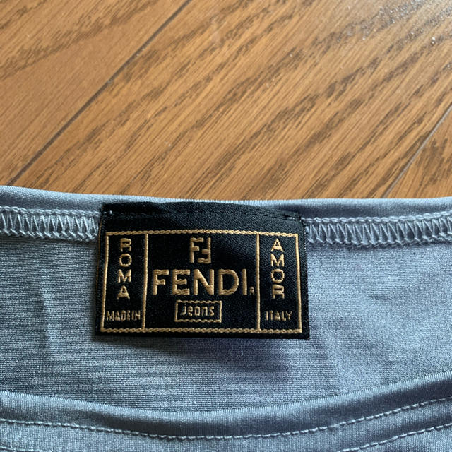 FENDI(フェンディ)のフェンディ　FENDI カットソー　 レディースのトップス(カットソー(長袖/七分))の商品写真