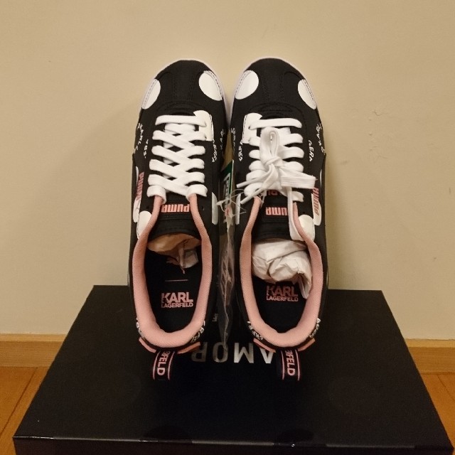 PUMA(プーマ)の★新品★PUMA×KARL LAGERFELDスニーカー レディースの靴/シューズ(スニーカー)の商品写真