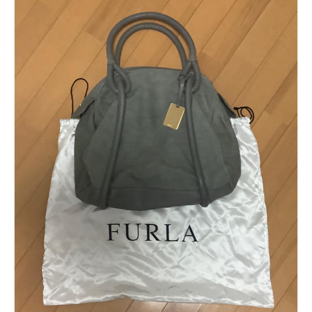 大幅値下げ❣️FURLA フルラ グレー系ショルダーバッグスエード新品未