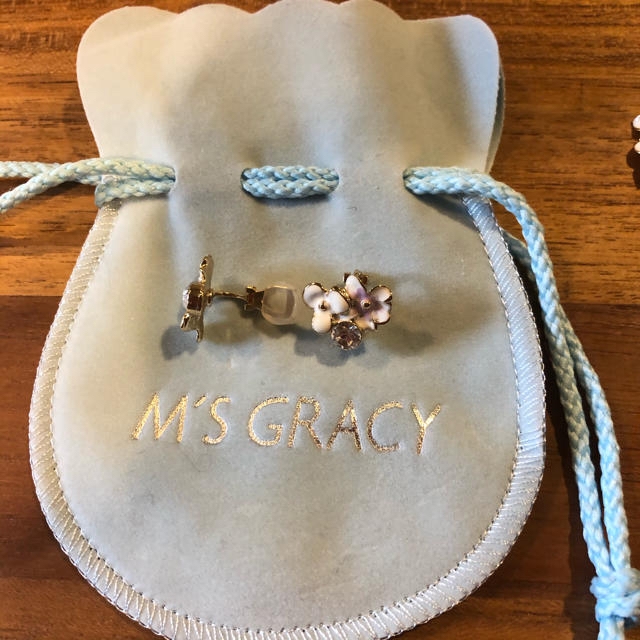 M'S GRACY(エムズグレイシー)のエムズグレイシー ネックレス2点&イヤリングセット レディースのアクセサリー(ネックレス)の商品写真