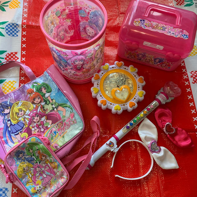 プリキュアグッズセット エンタメ/ホビーのおもちゃ/ぬいぐるみ(キャラクターグッズ)の商品写真