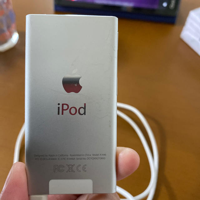 Apple(アップル)のiPod nano MKN22J 16GB スマホ/家電/カメラのオーディオ機器(ポータブルプレーヤー)の商品写真