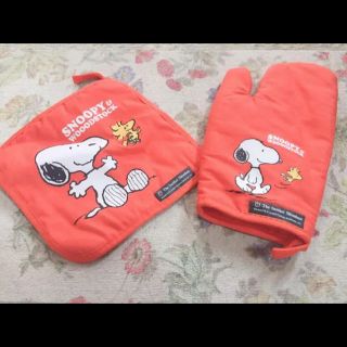 スヌーピー(SNOOPY)のスヌーピー鍋つかみと鍋敷きセット(鍋/フライパン)