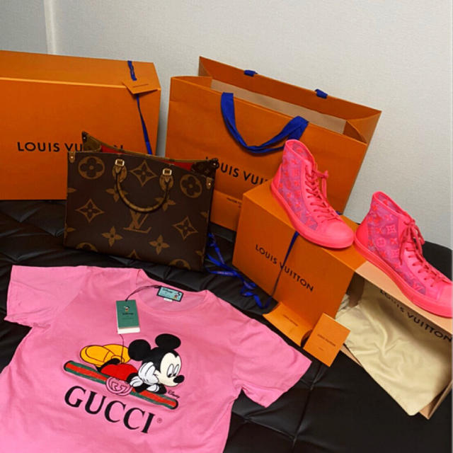 正規品販売! LOUIS VUITTON - ヴィトン 蛍光スニーカー スニーカー