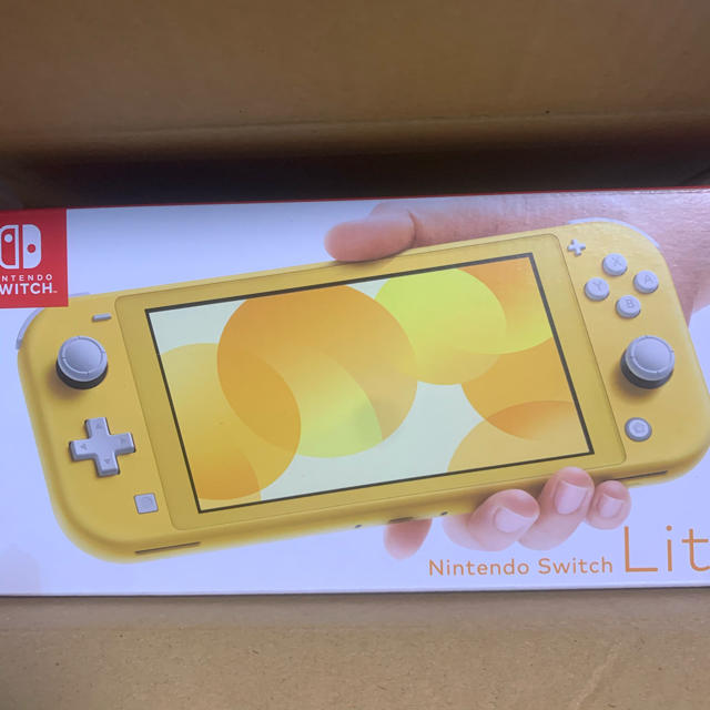 Nintendo Switch(ニンテンドースイッチ)のNintendo Switch Lite イエロー　 エンタメ/ホビーのゲームソフト/ゲーム機本体(家庭用ゲーム機本体)の商品写真