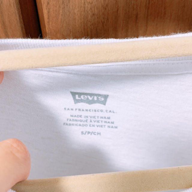 Levi's(リーバイス)のLEVI’S Tシャツ レディースのトップス(Tシャツ(半袖/袖なし))の商品写真