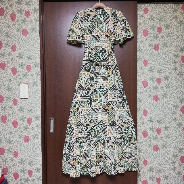 GUNNE SAX(ガニーサックス)の70s 総柄 ワンピース vintage 古着 Gunnesaxお好きな方に レディースのワンピース(ロングワンピース/マキシワンピース)の商品写真