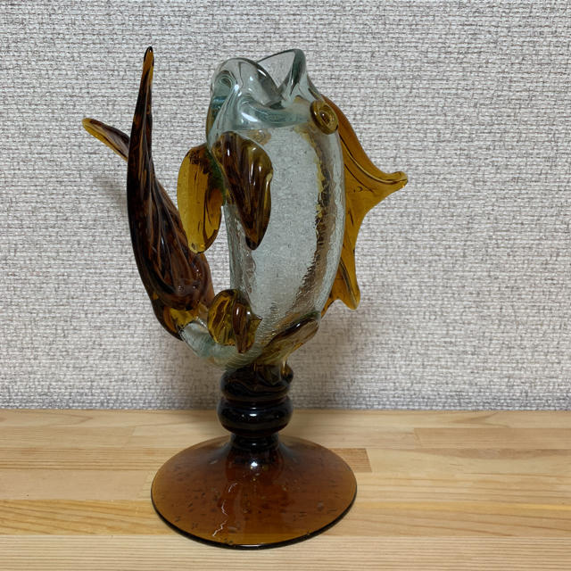 レトロな鯉の花瓶ガラス