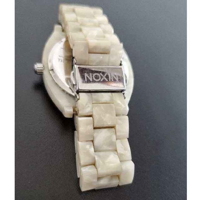 NIXON(ニクソン)のNIXON(ホワイト)腕時計 レディース レディースのファッション小物(腕時計)の商品写真