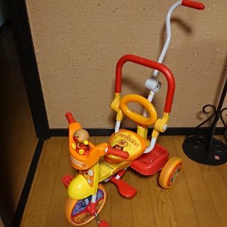 アンパンマン(アンパンマン)のアンパンマン折りたたみ三輪車(三輪車)