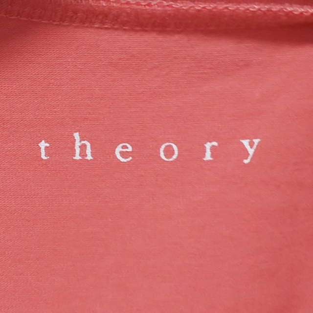 theory(セオリー)のtheory  Tシャツ  4  美品 レディースのトップス(Tシャツ(半袖/袖なし))の商品写真