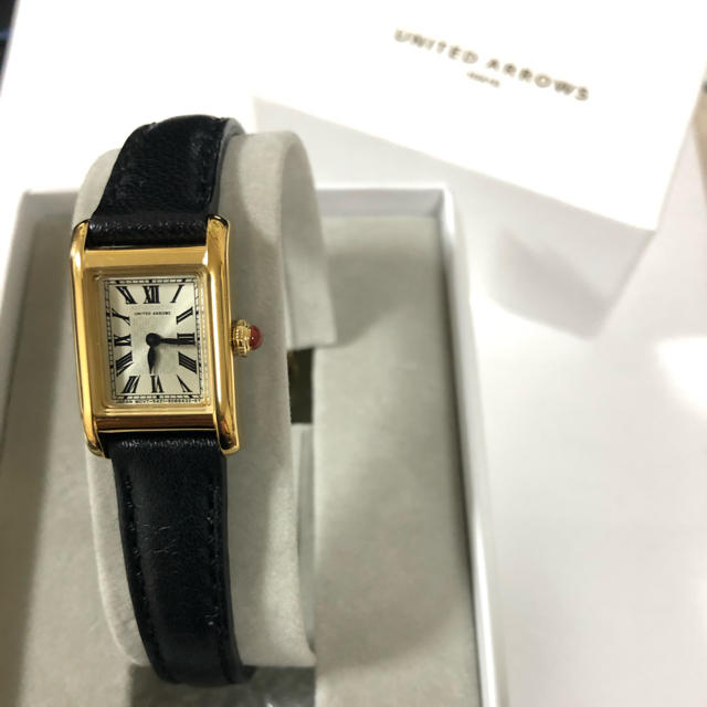 UNITED ARROWS(ユナイテッドアローズ)のユナイテッドアローズ時計　黒×金 レディースのファッション小物(腕時計)の商品写真