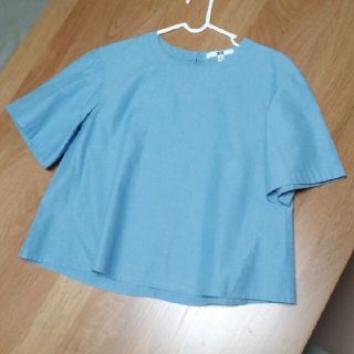 ユニクロ(UNIQLO)のユニクロ☆半袖☆カットソー☆ブラウス(シャツ/ブラウス(半袖/袖なし))