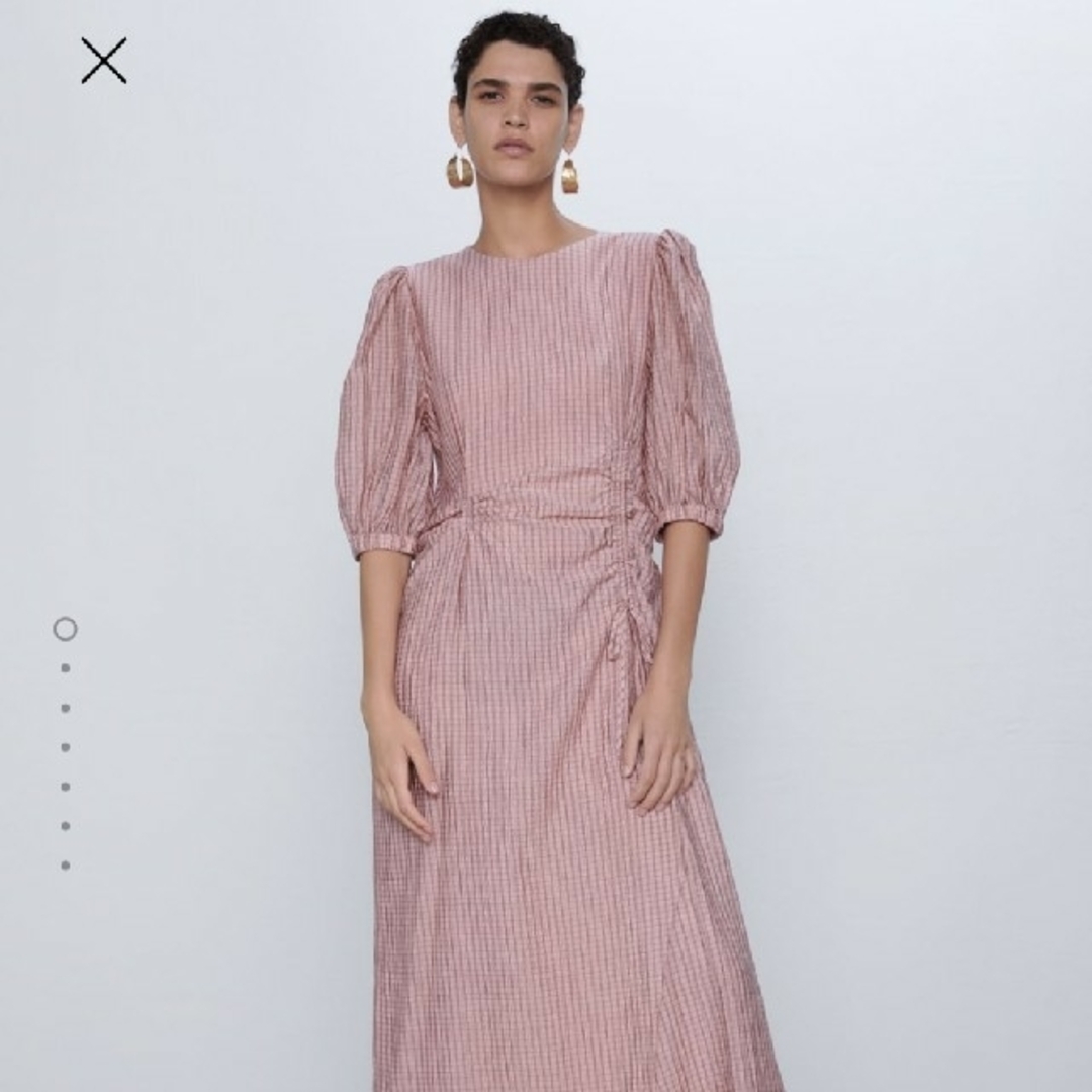 ZARA(ザラ)のZARAワンピースピンクM完売 レディースのワンピース(ロングワンピース/マキシワンピース)の商品写真