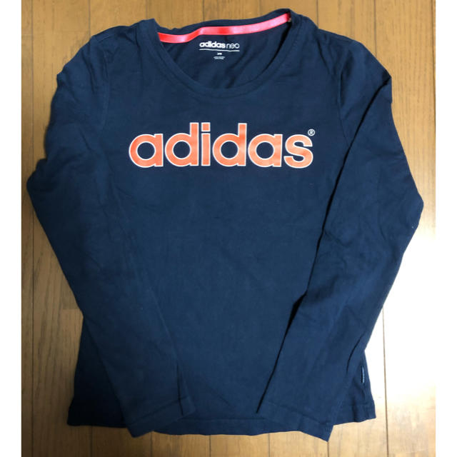 adidas(アディダス)のadidas 長袖　Mサイズ レディースのトップス(Tシャツ(長袖/七分))の商品写真