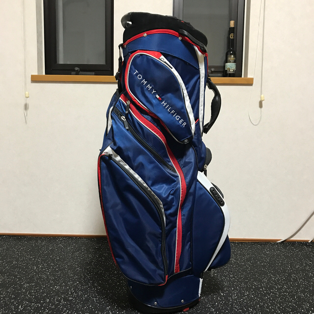 TOMMY HILFIGERとOGIOのコラボキャディバッグ TOMMY HILFIGERとOGIOのコラボキャディバッグ