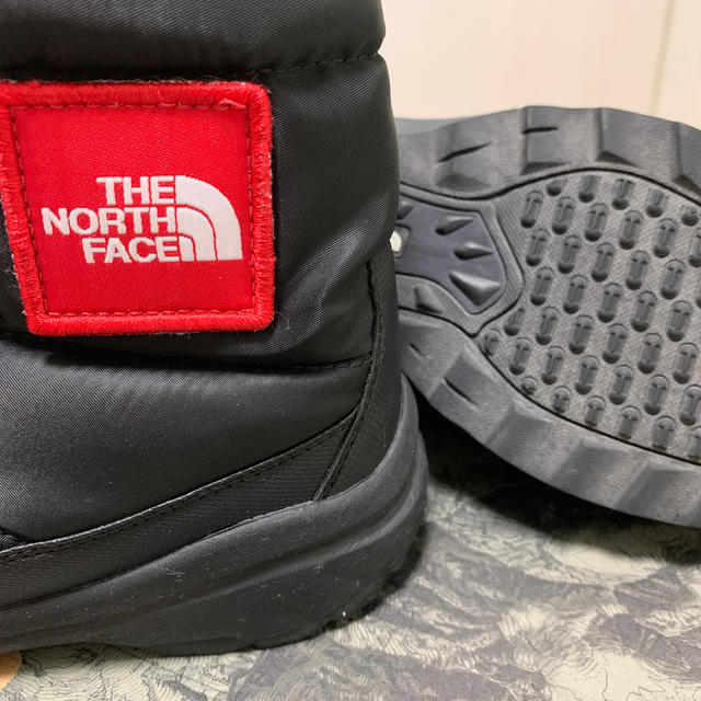 THE NORTH FACE(ザノースフェイス)のノースフェイス　THE NORTH FACE ヌプシ  ブーツ　22 長靴　雪 キッズ/ベビー/マタニティのキッズ靴/シューズ(15cm~)(ブーツ)の商品写真