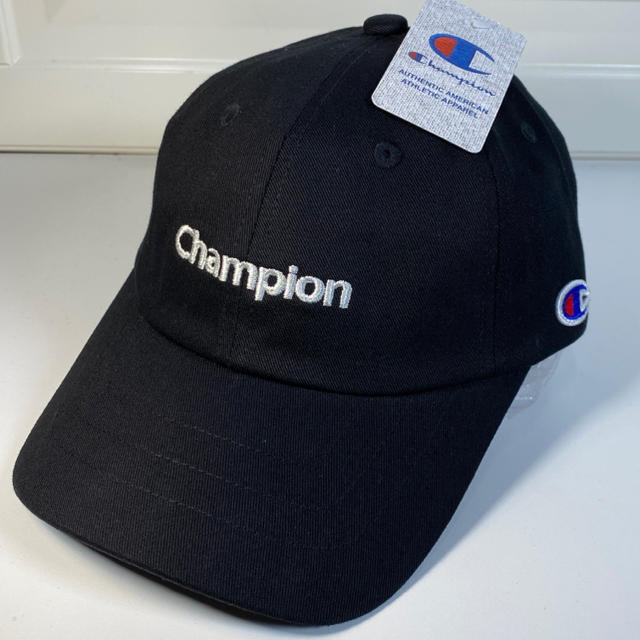 Champion(チャンピオン)の新品未使用　Champion/チャンピオン　ローCAP 国内正規品　送料無料 レディースの帽子(キャップ)の商品写真