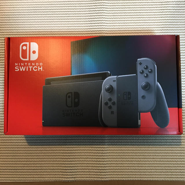 任天堂　ニンテンドー　スイッチ　Switch 本体　グレー任天堂スイッチ