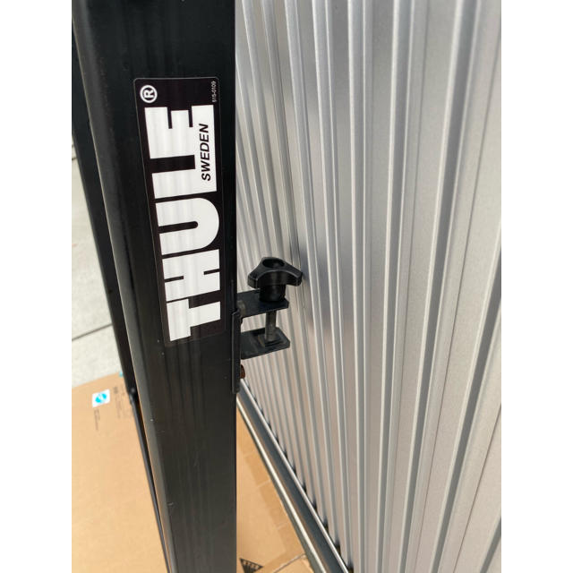 THULE(スーリー)の★THULE TH581 ルーフキャリア　ルーフラック　キャリア　USDM 北米 自動車/バイクの自動車(車外アクセサリ)の商品写真