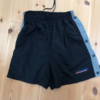 トミーヒルフィガー(TOMMY HILFIGER)のトミーフィルガー☆メンズハーフパンツ/短パン☆黒xグレーサラサラ(ショートパンツ)