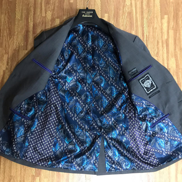 TED BAKER - 【ほぼ新品】Ted baker テッドベイカー ジャケット TED BAKER - 【ほぼ新品】Ted baker テッドベイカー ジャケット