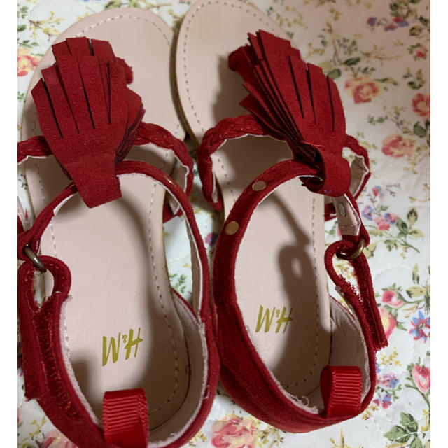 H&M(エイチアンドエム)の夏サンダル H&M 17 女の子 キッズ/ベビー/マタニティのキッズ靴/シューズ(15cm~)(サンダル)の商品写真