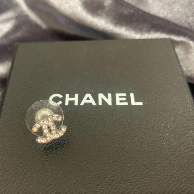 CHANEL シルバー ピアス 片方のみ