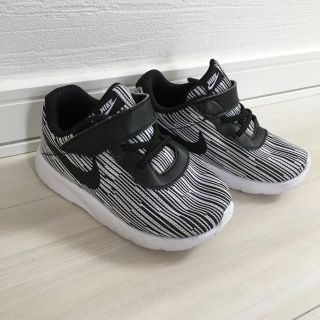 ナイキ(NIKE)のキッズ スニーカー NIKE(スニーカー)