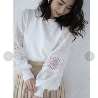 カワイイ(cawaii)の●り様専用●（未使用）cawaii トライバル刺繍のぽわん袖トップス*ホワイト(ニット/セーター)